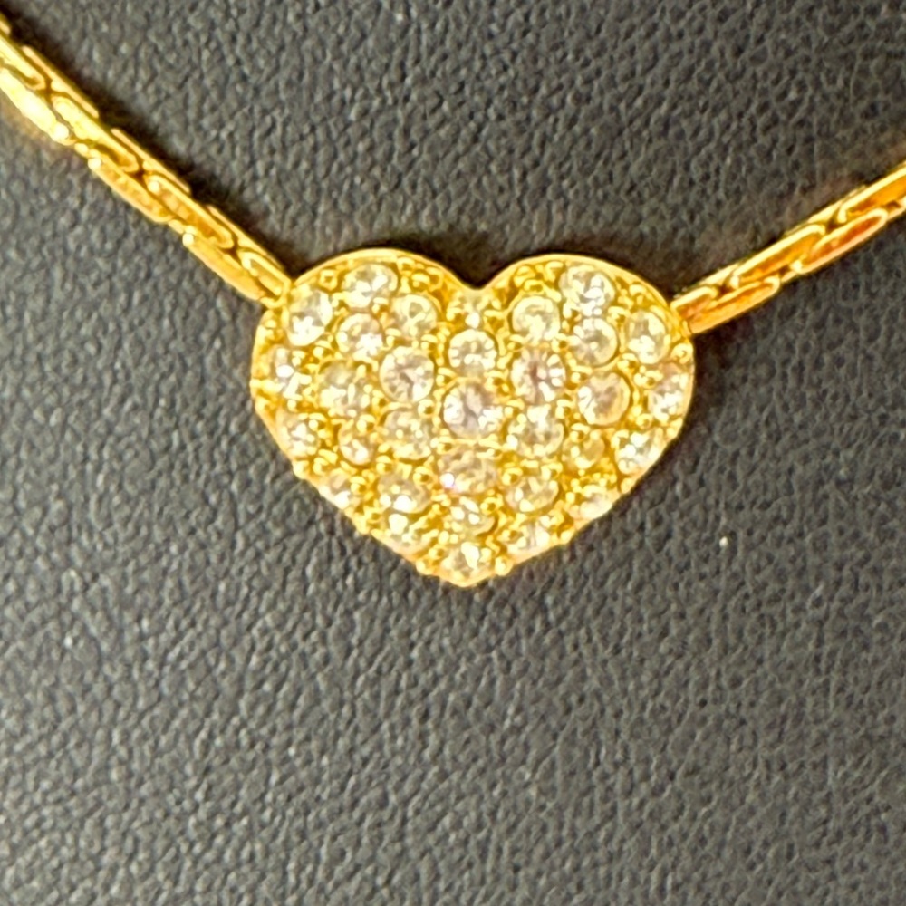 Authentic Vintage Signed Swarovski Crystal Heart Love Necklace Goldtone 16 Inch - Picture 4 of 5